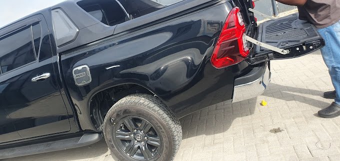 Autospark mechanic workshop, Plot 114 Salem St, Eti-Osa, Lekki 105101, Lagos