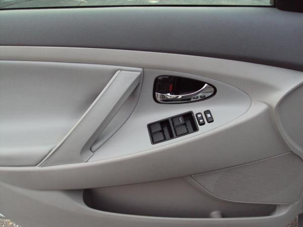 Toyota Camry 2009 Silver