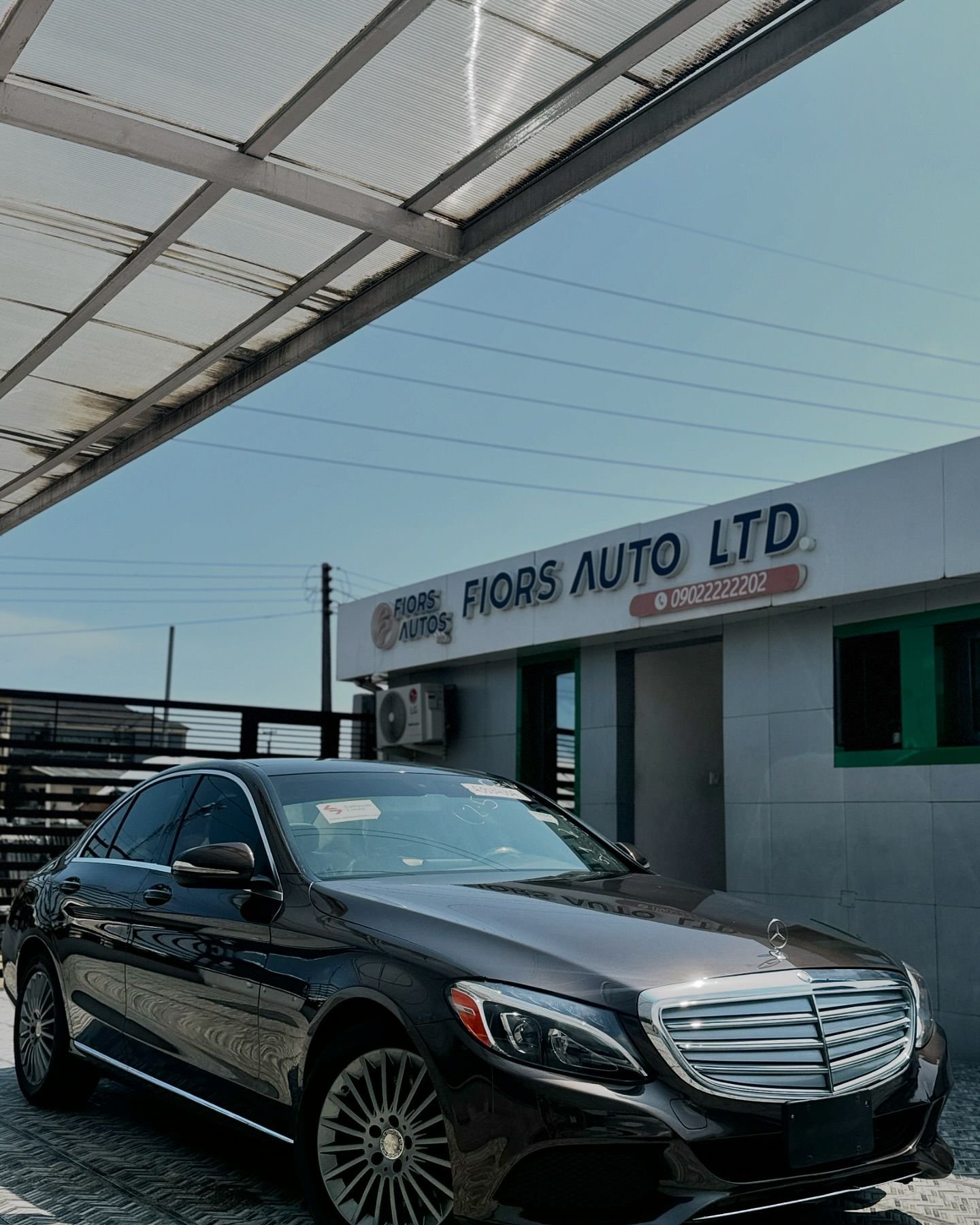 Mercedes Benz C300 Luxury Edition