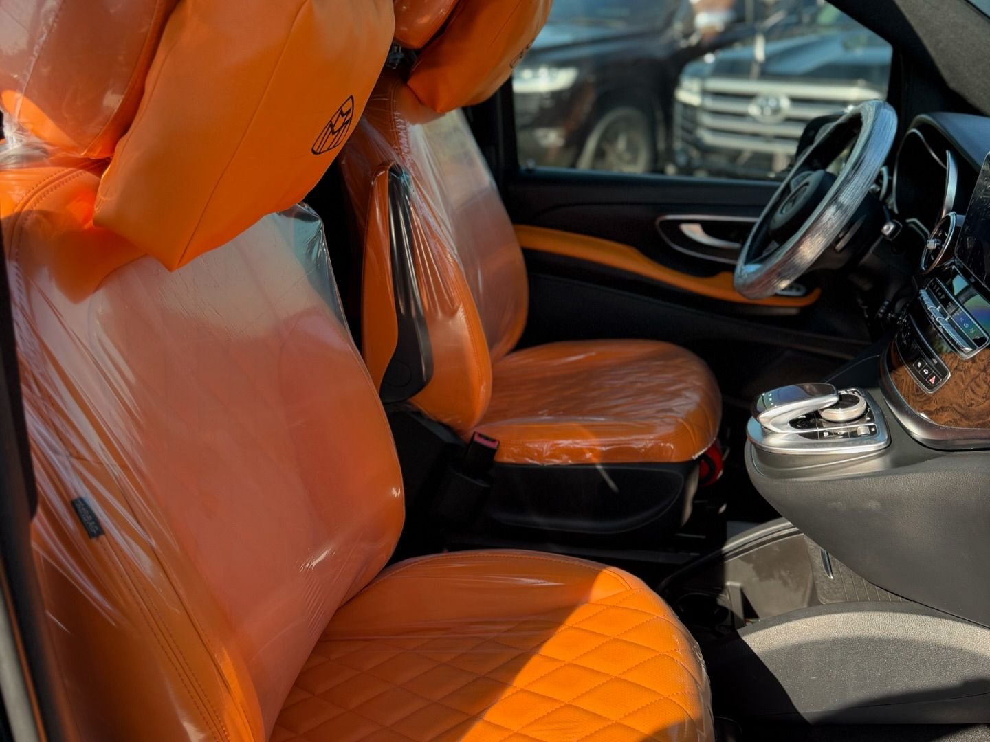 Mercedes-Benz V250 Maybach Trim 2018 Model