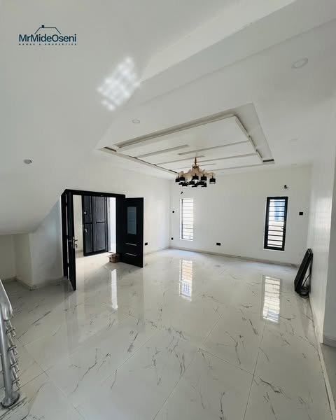 Real Estate Agent · Real Estate Company · Property Management Company