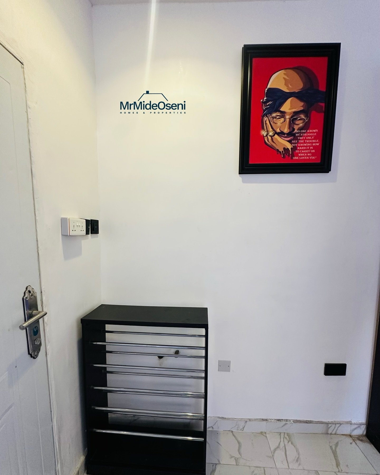 Fully furnished studio apartment ( self contained )